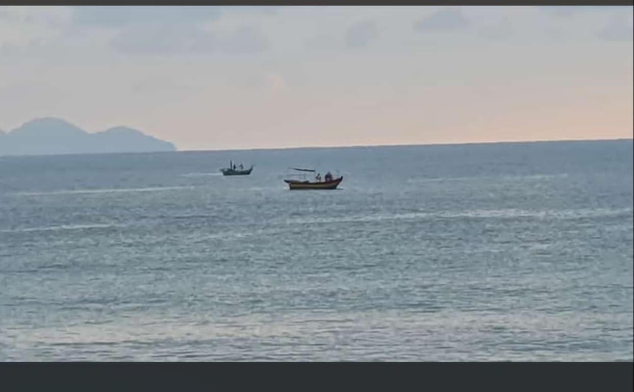 Paka Tamim Seaview Hotel מראה חיצוני תמונה